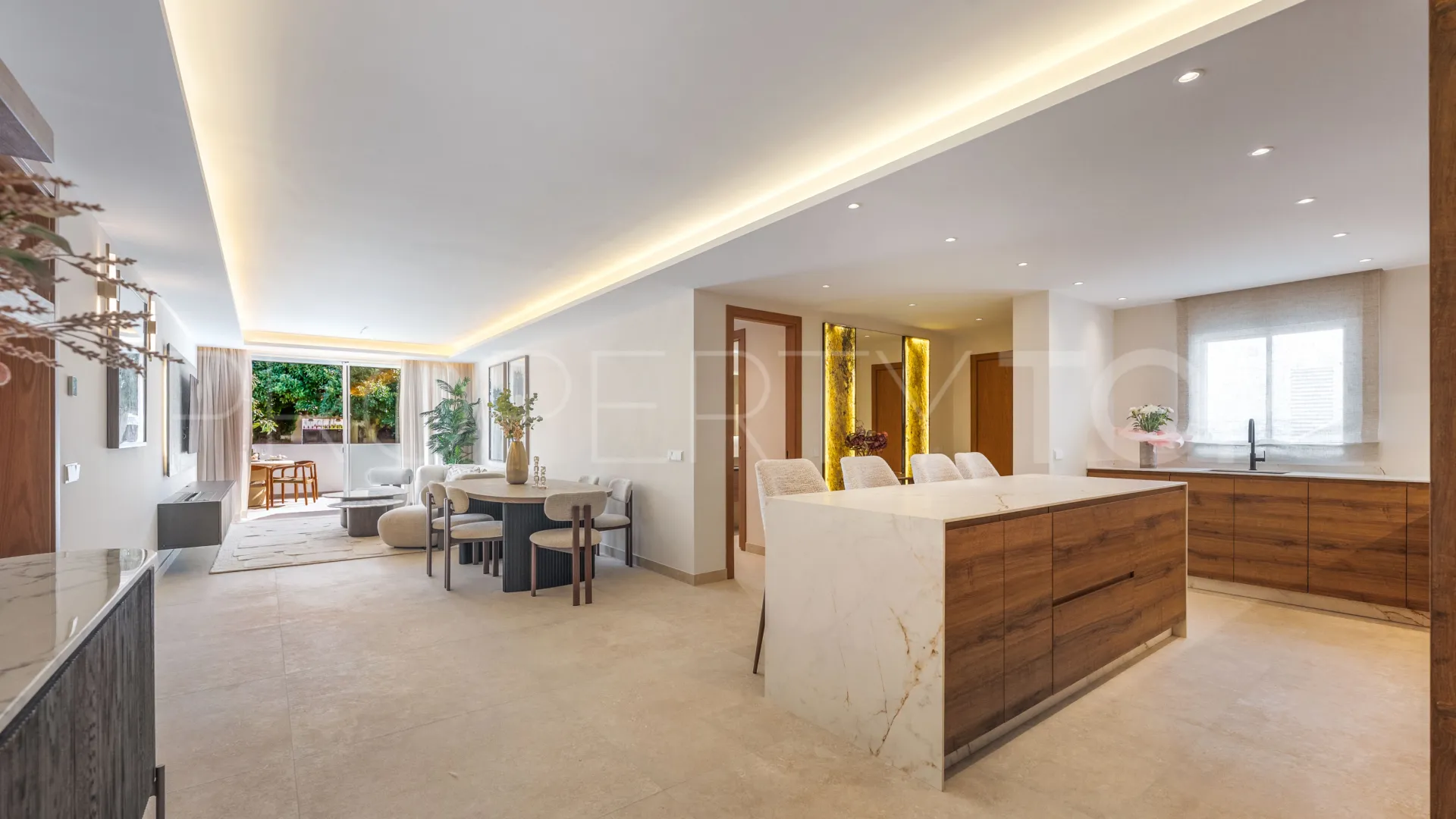 Apartamento en venta en Nueva Andalucia