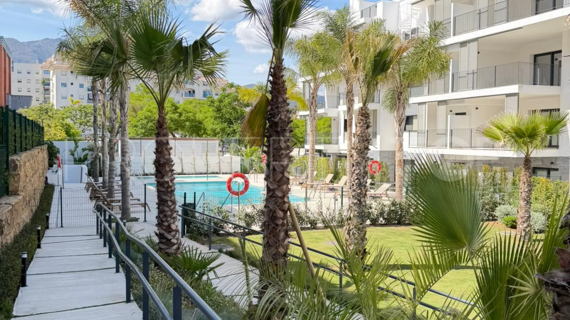 For sale Estepona apartment
