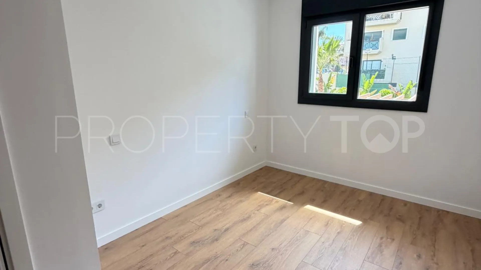 For sale Estepona apartment