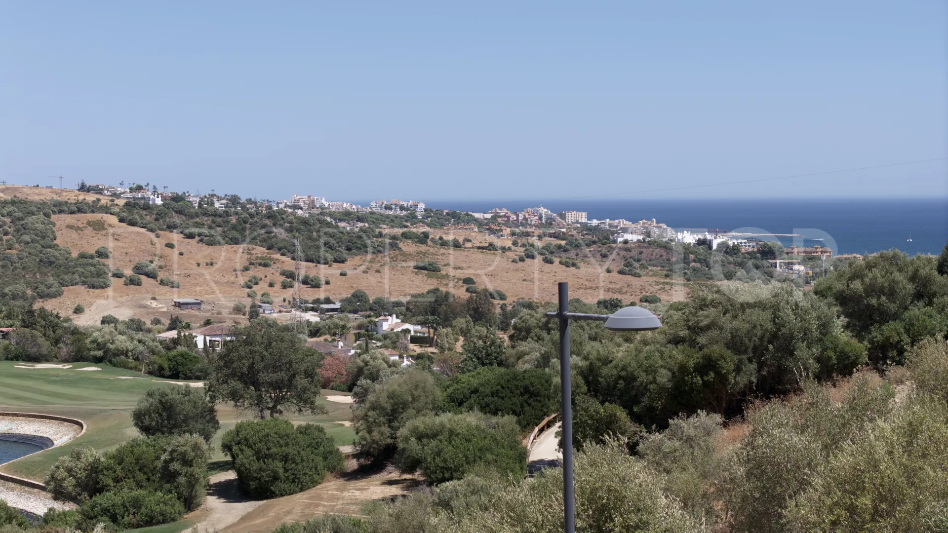 Villa a la venta en Estepona