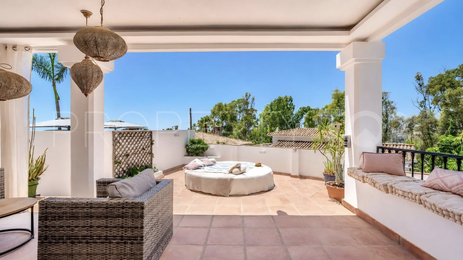 For sale villa in Marbella with 4 bedrooms