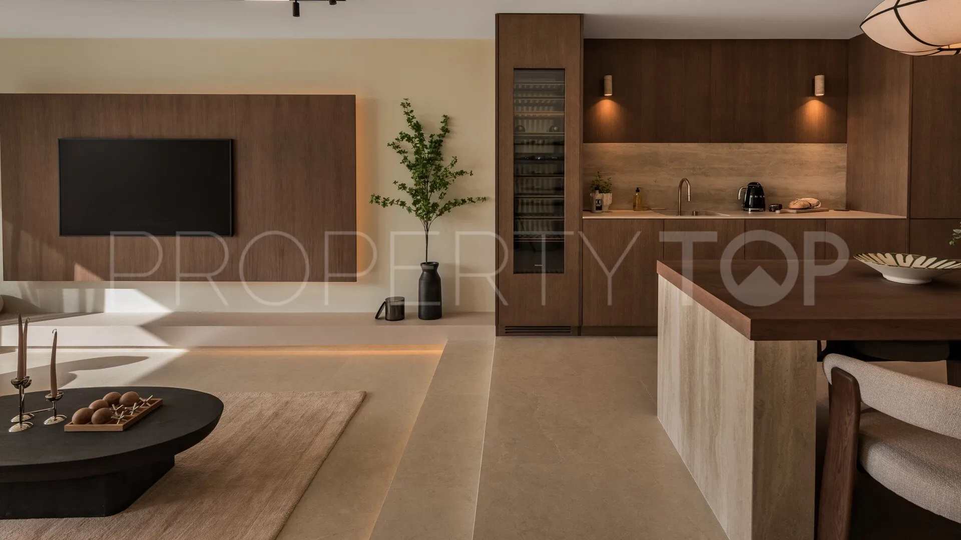 For sale town house in Marbella with 3 bedrooms
