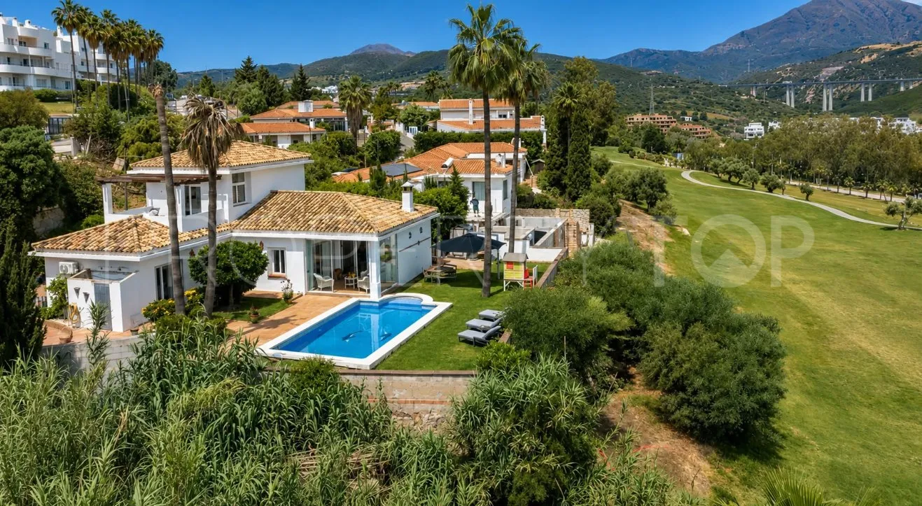 Estepona, villa en venta de 3 dormitorios
