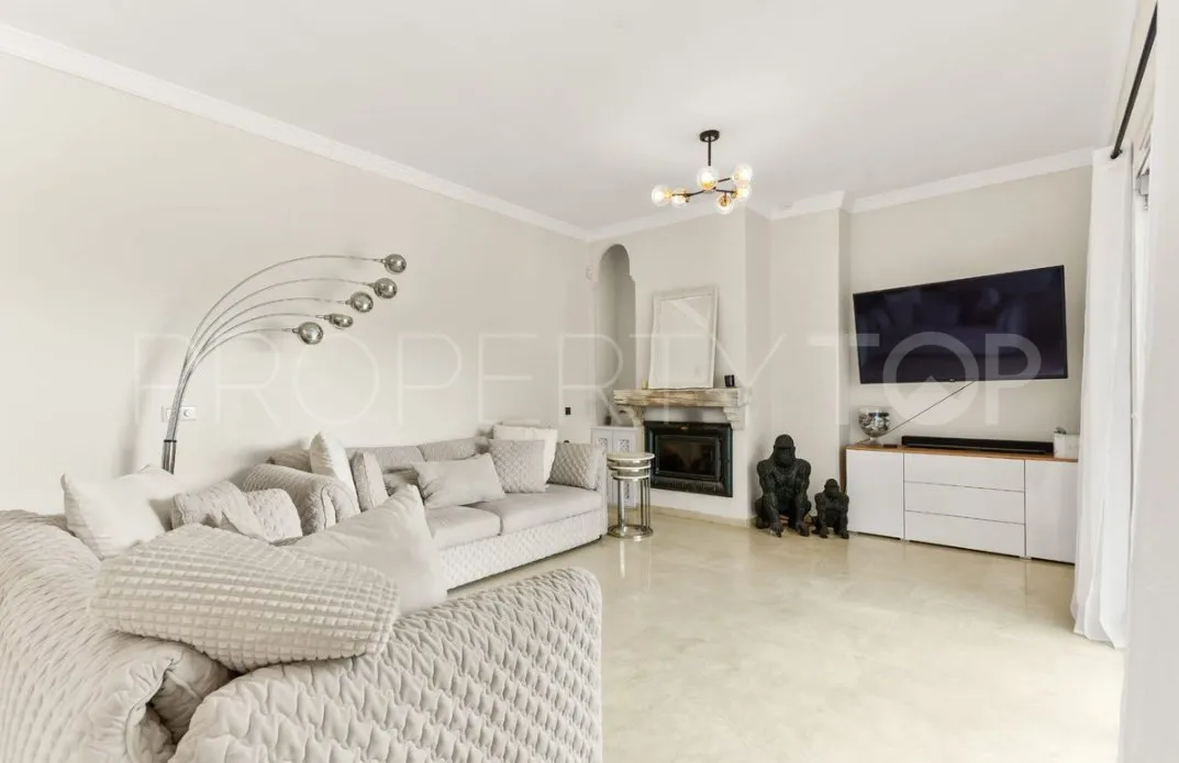Estepona, villa en venta de 3 dormitorios