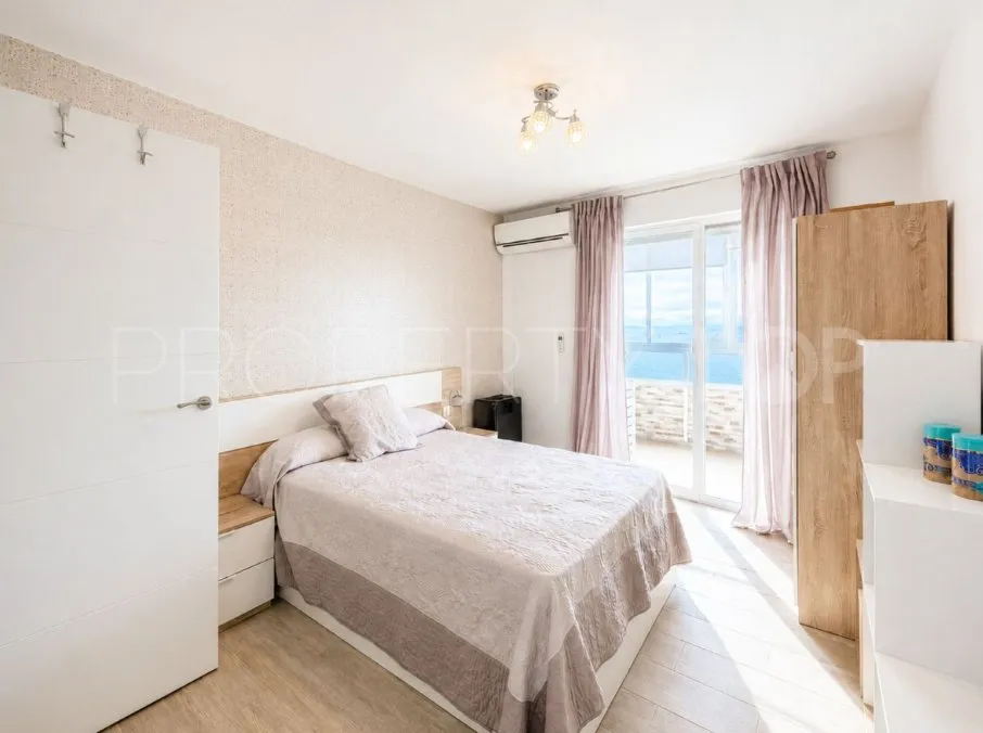 Comprar apartamento con 3 dormitorios en Sotogrande