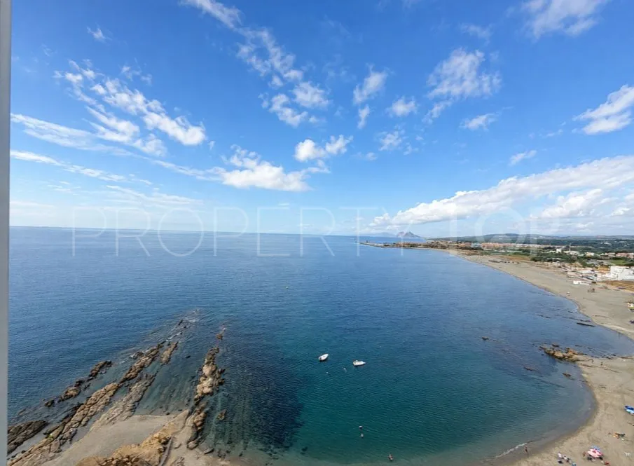 Comprar apartamento con 3 dormitorios en Sotogrande