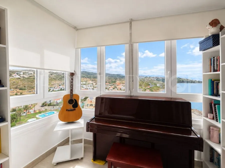 Comprar apartamento con 3 dormitorios en Sotogrande