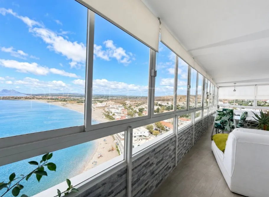 Comprar apartamento con 3 dormitorios en Sotogrande