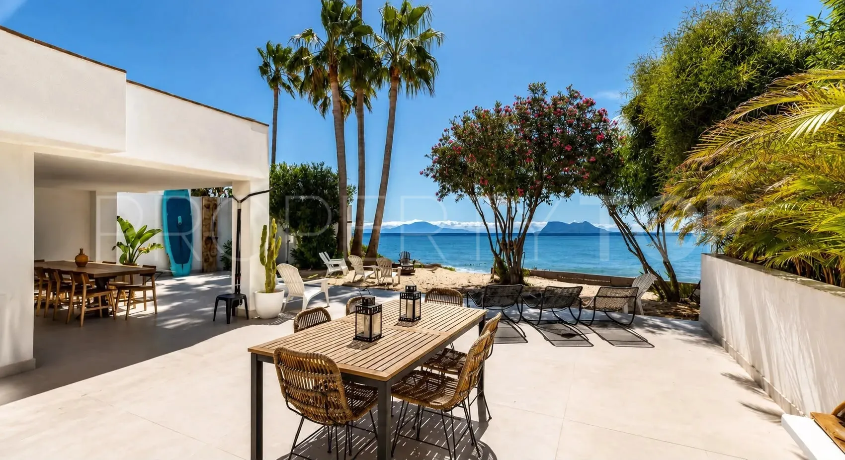 Villa with 6 bedrooms for sale in Estepona