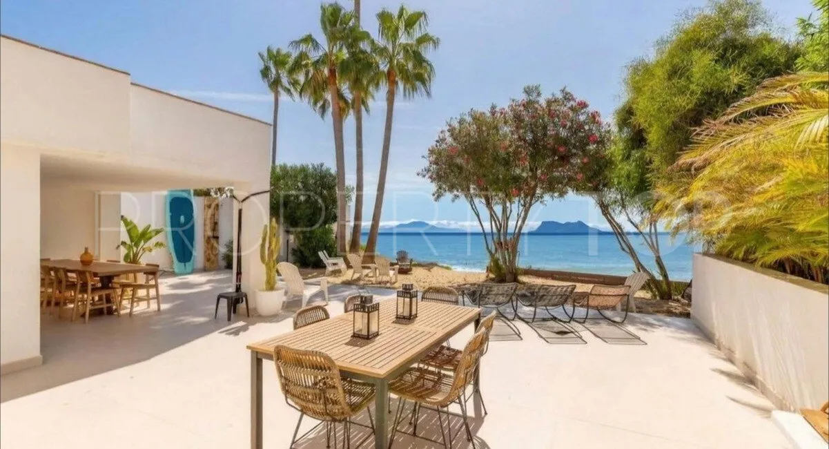 Villa with 6 bedrooms for sale in Estepona