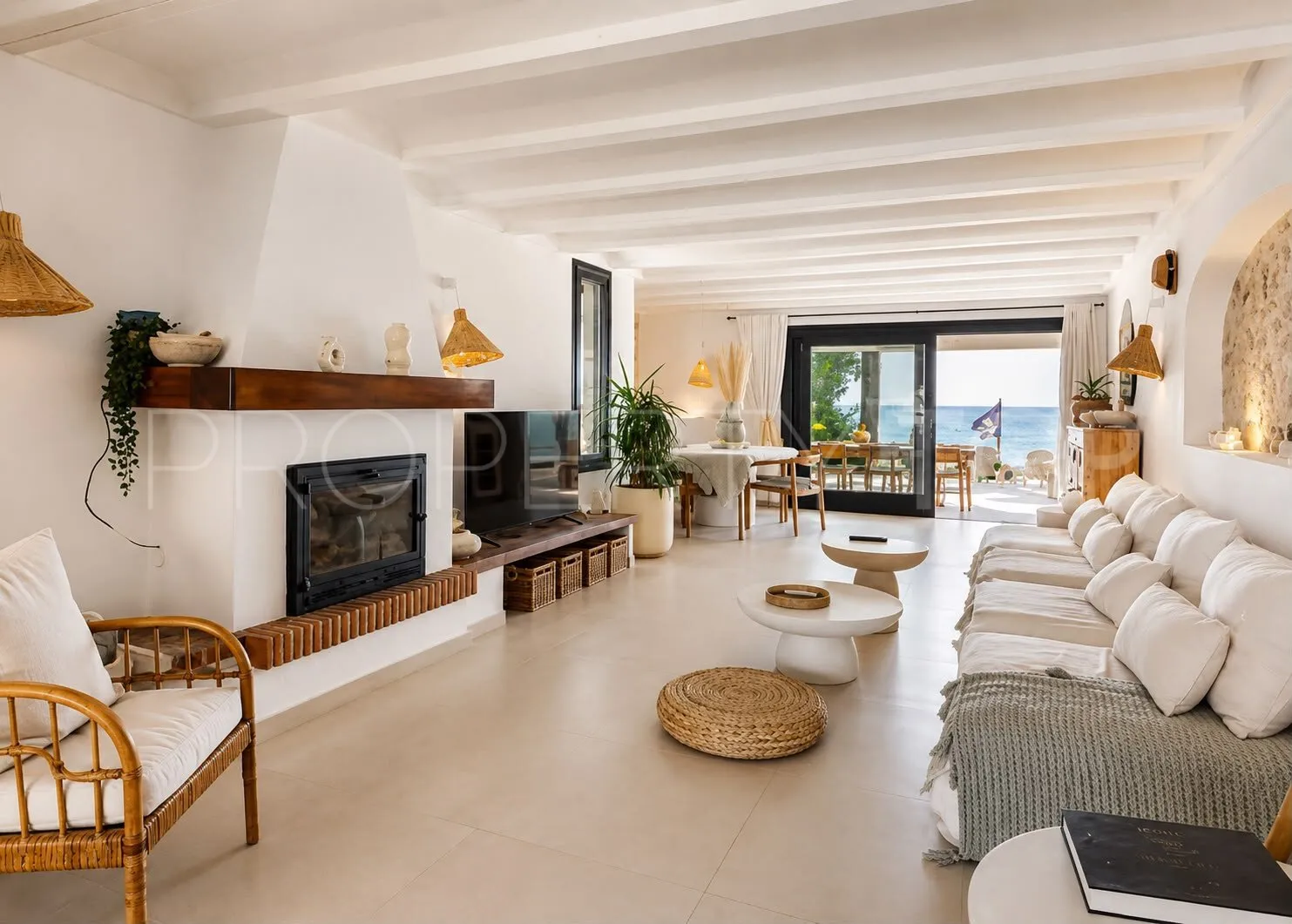 Villa with 6 bedrooms for sale in Estepona