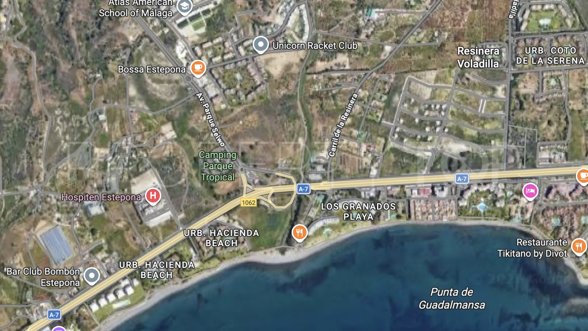 For sale apartment in Estepona with 3 bedrooms