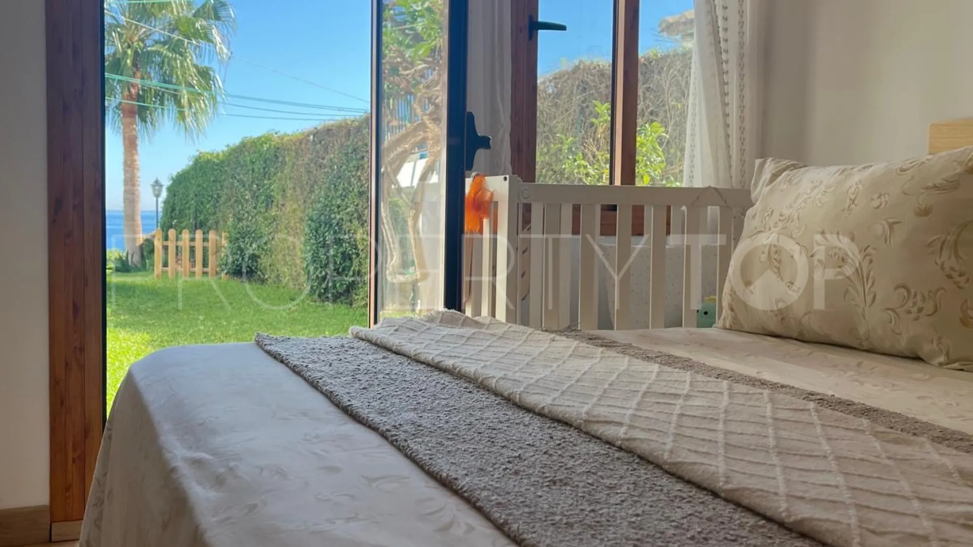 Pareado en venta en Estepona