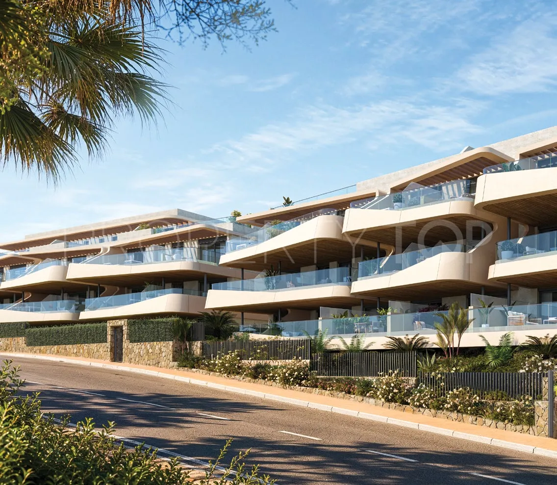 Apartamento de 2 dormitorios en venta en Estepona