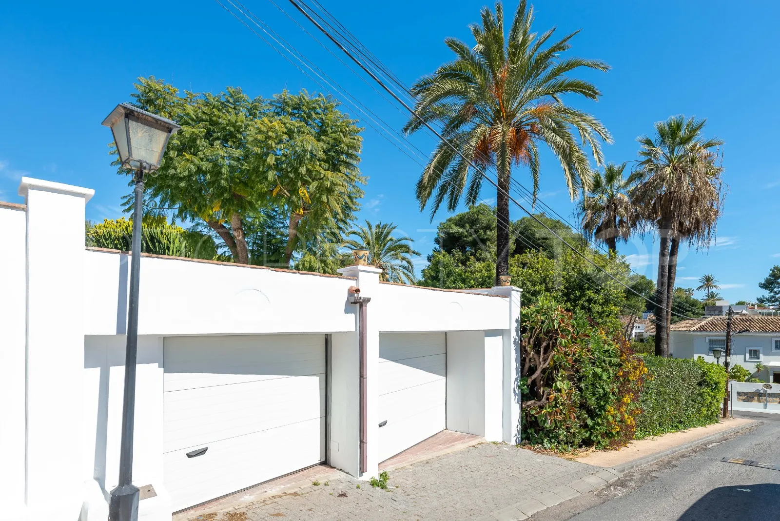 Nueva Andalucia, villa en venta de 4 dormitorios
