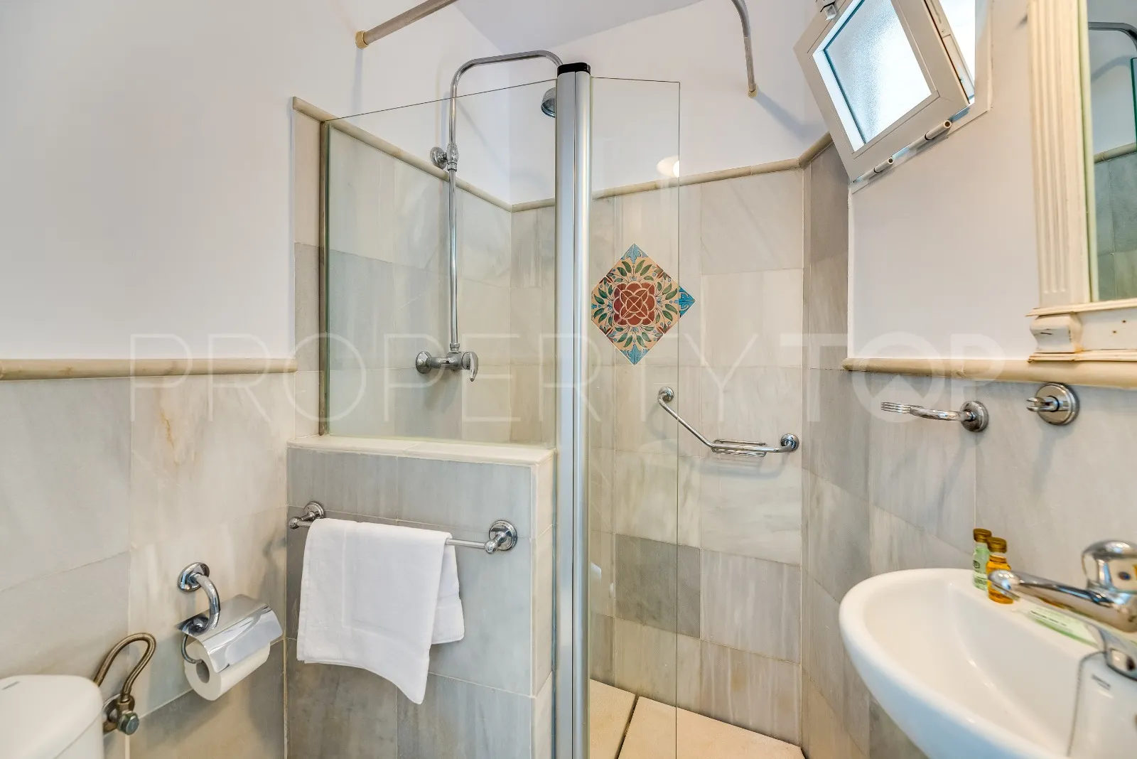 Nueva Andalucia, villa en venta de 4 dormitorios