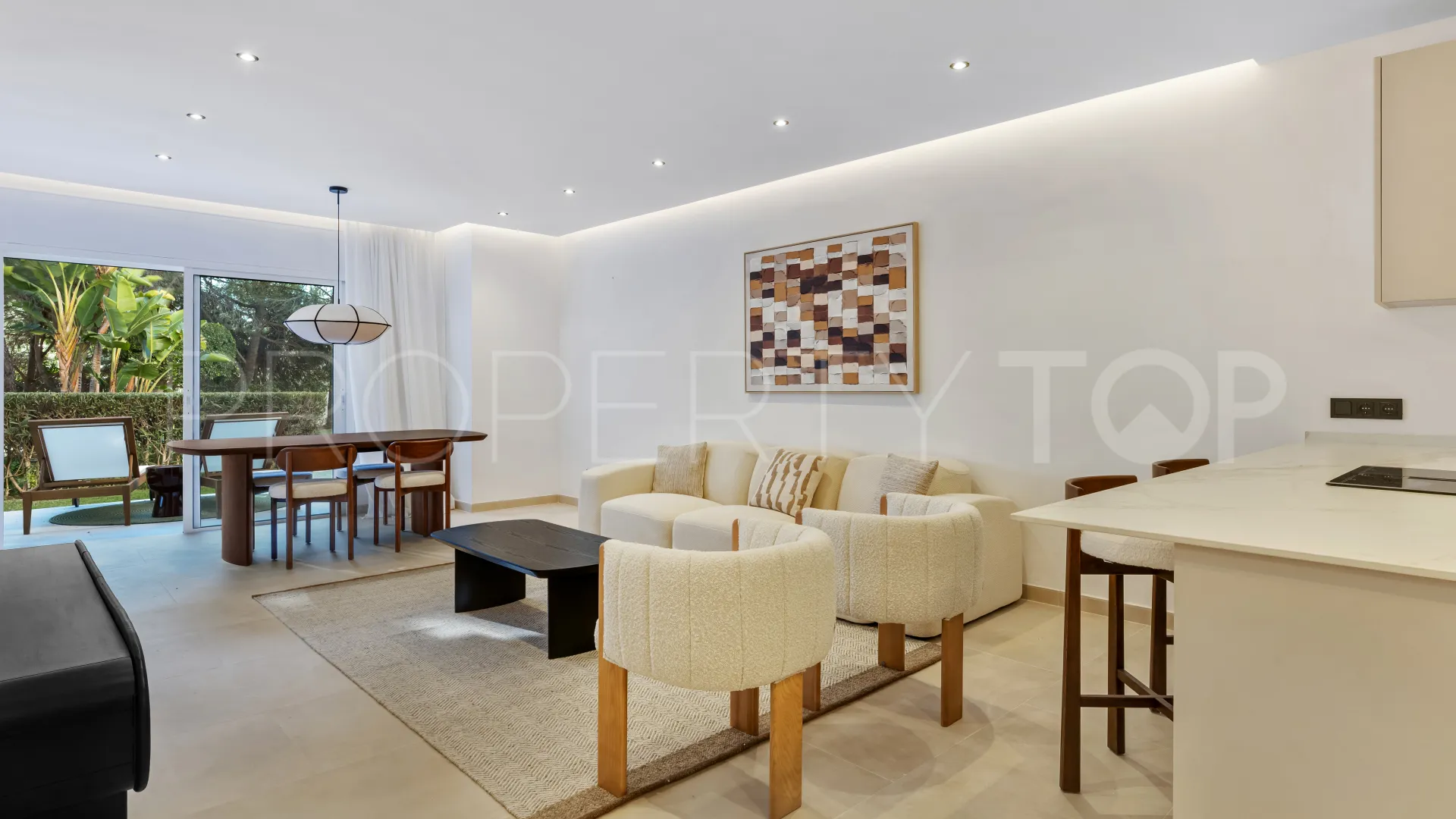 Apartamento en venta en Nueva Andalucia de 3 dormitorios