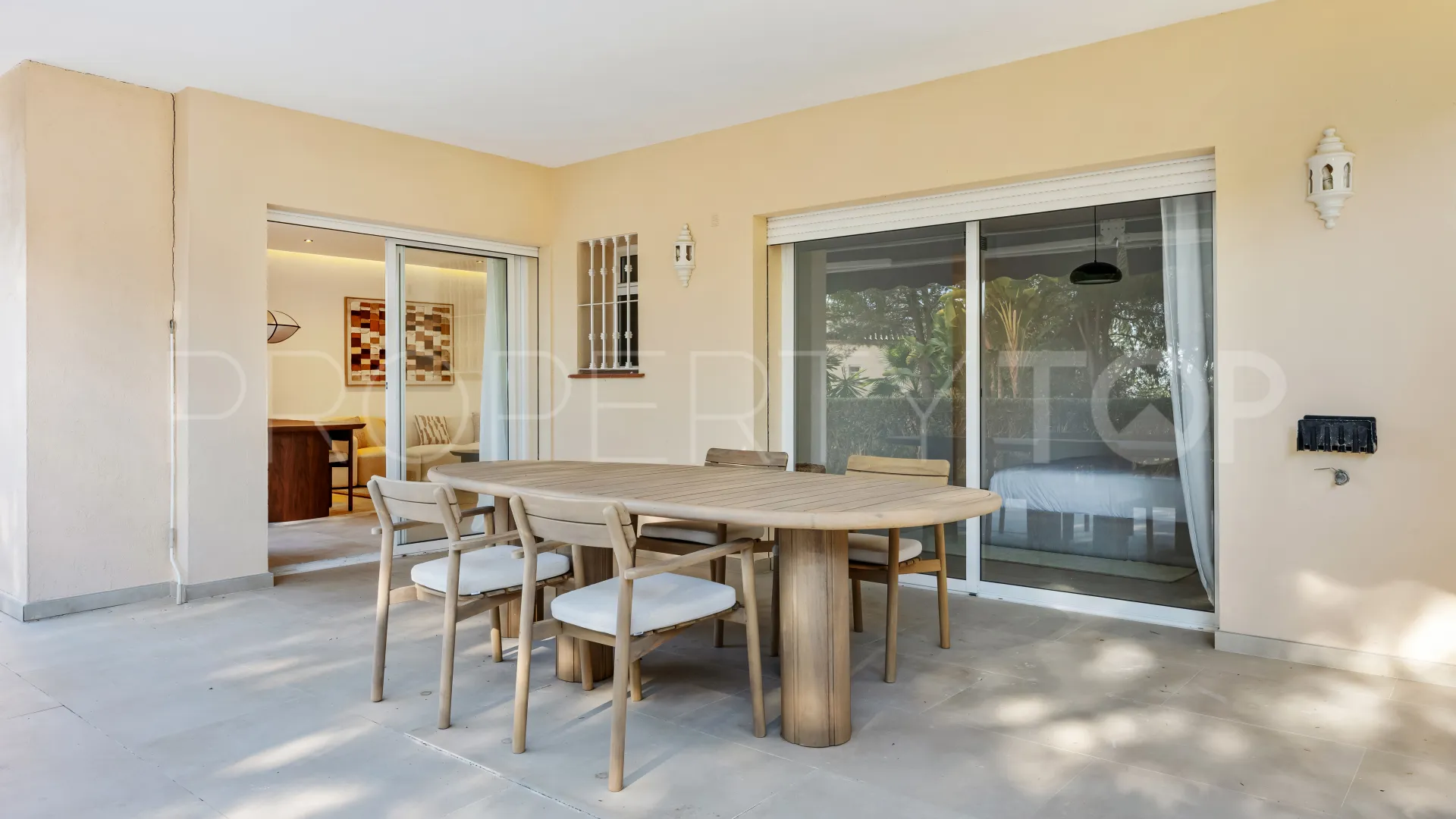 Apartamento en venta en Nueva Andalucia de 3 dormitorios