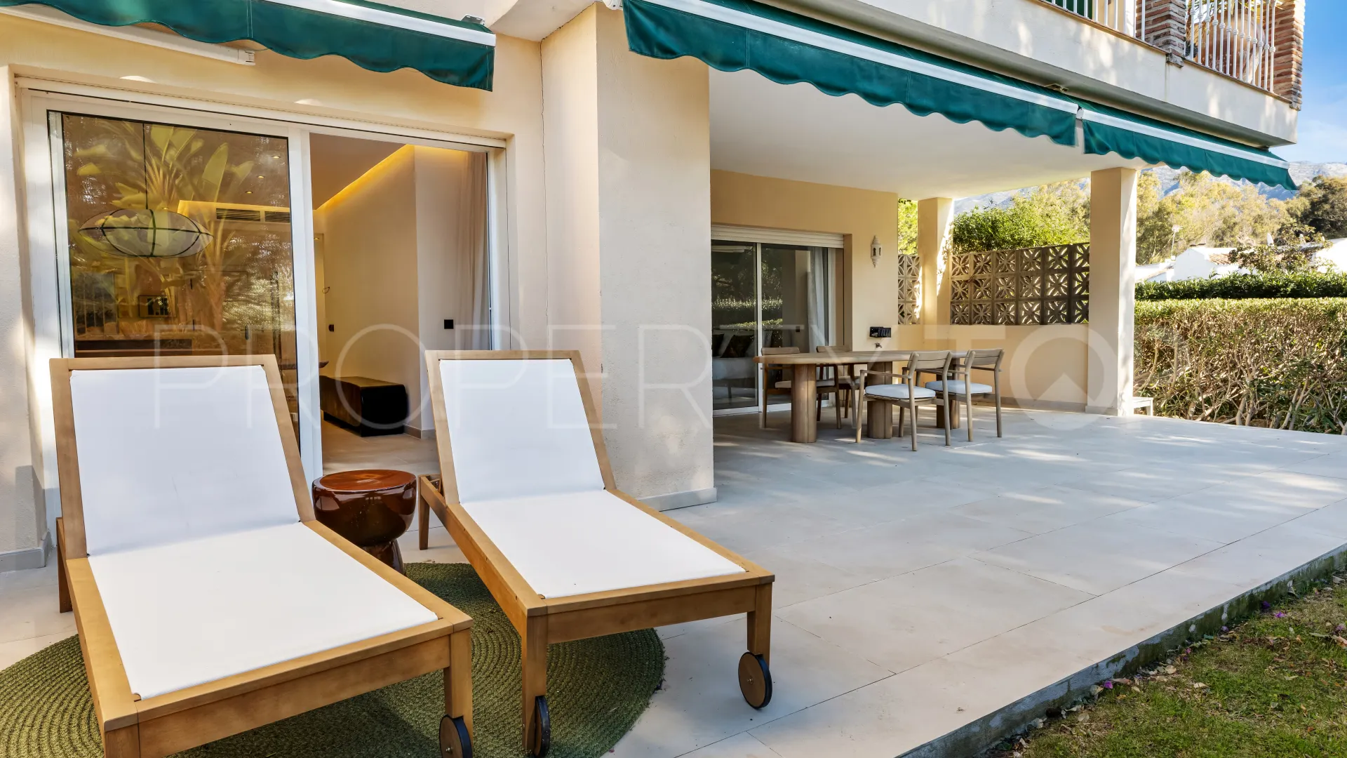 Apartamento en venta en Nueva Andalucia de 3 dormitorios