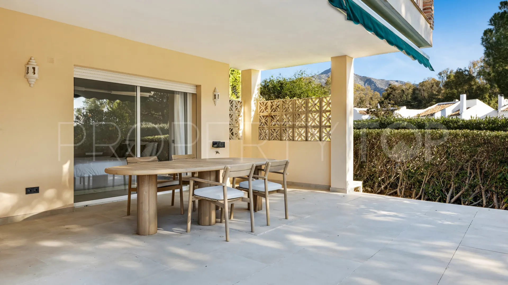 Apartamento en venta en Nueva Andalucia de 3 dormitorios