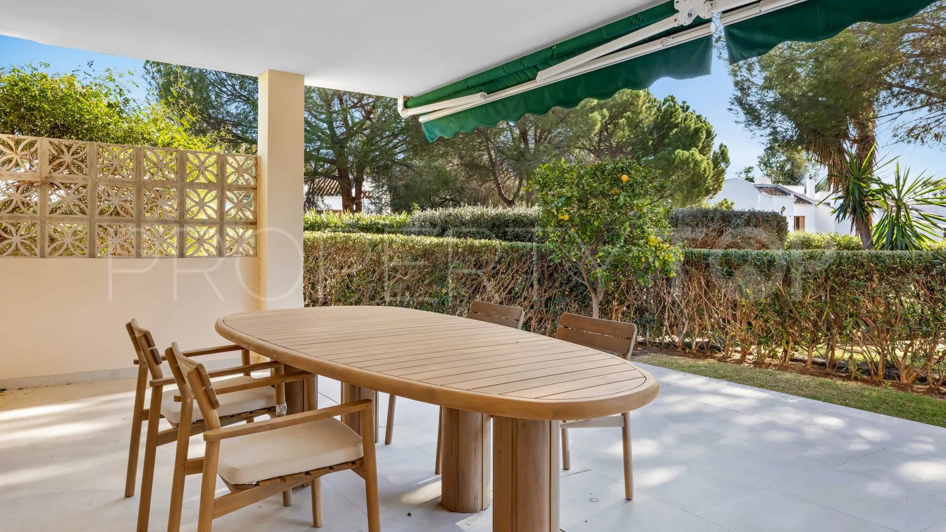Apartamento en venta en Nueva Andalucia de 3 dormitorios