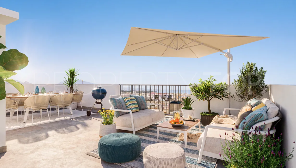 Apartamento a la venta con 2 dormitorios en Estepona