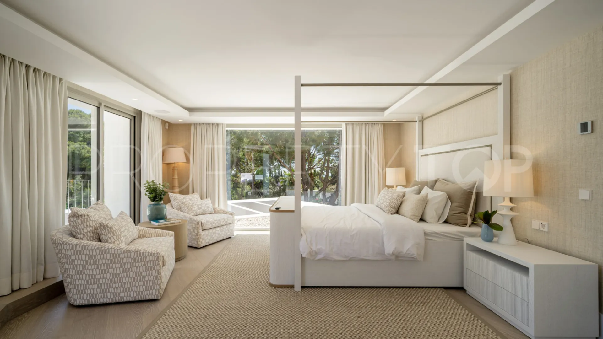 Marbella, villa con 6 dormitorios en venta