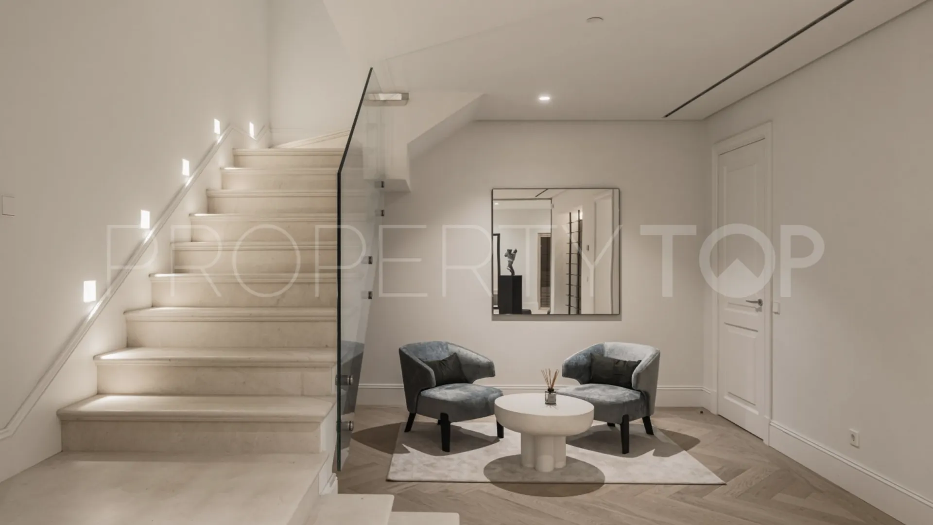 Nueva Andalucia 4 bedrooms villa for sale