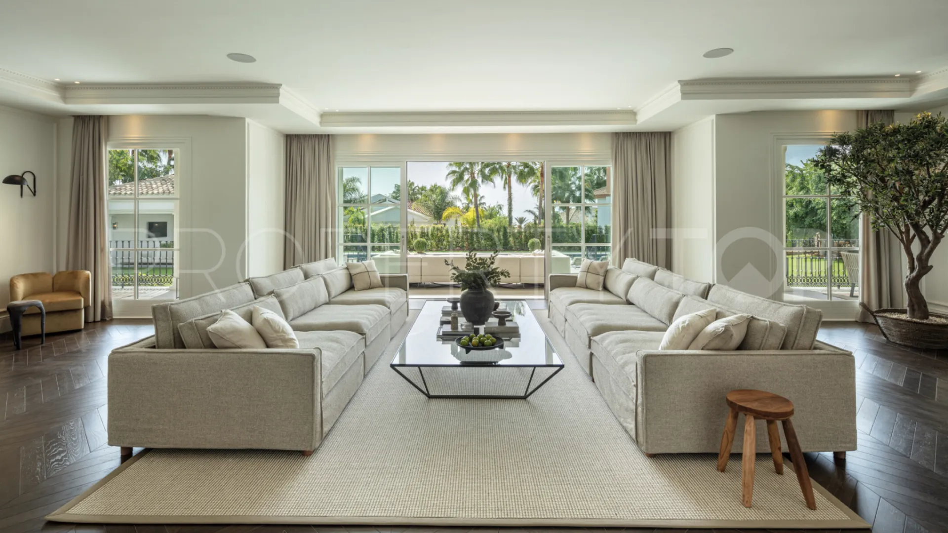 Villa en venta en Marbella Golden Mile