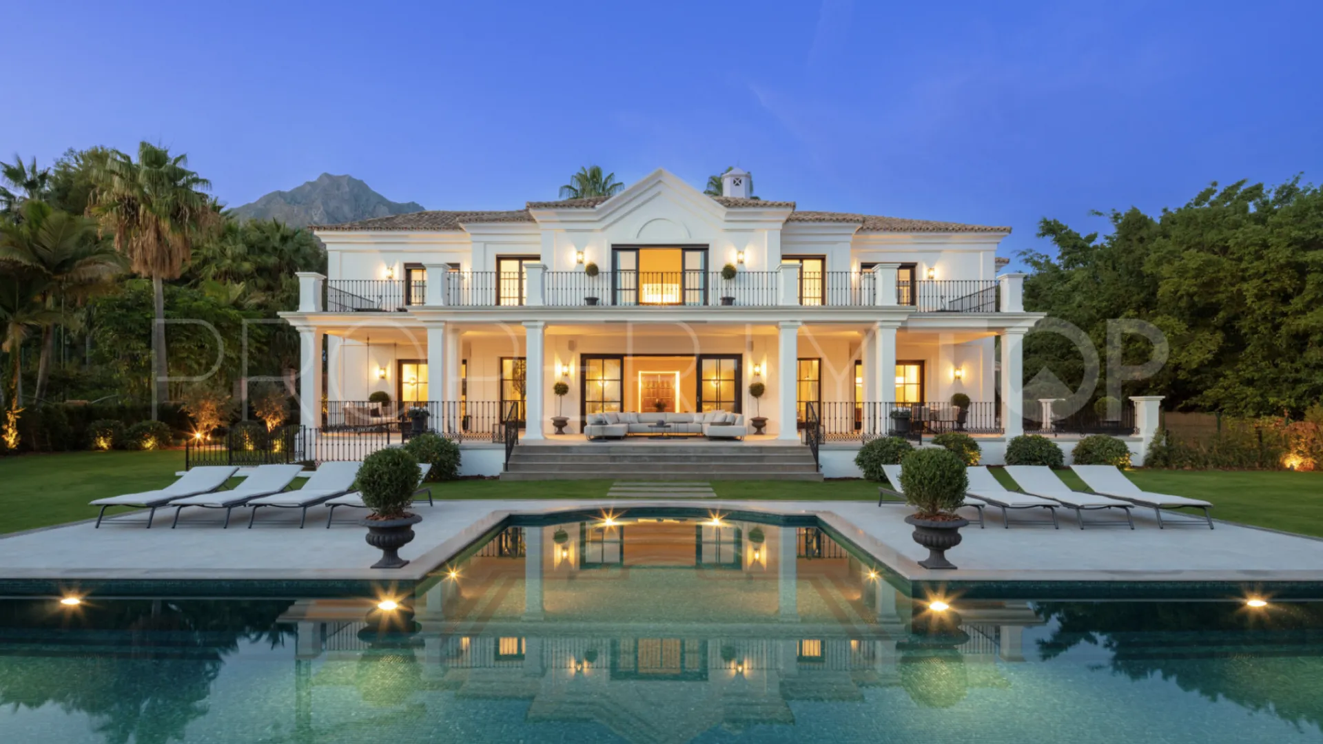 Villa en venta en Marbella Golden Mile