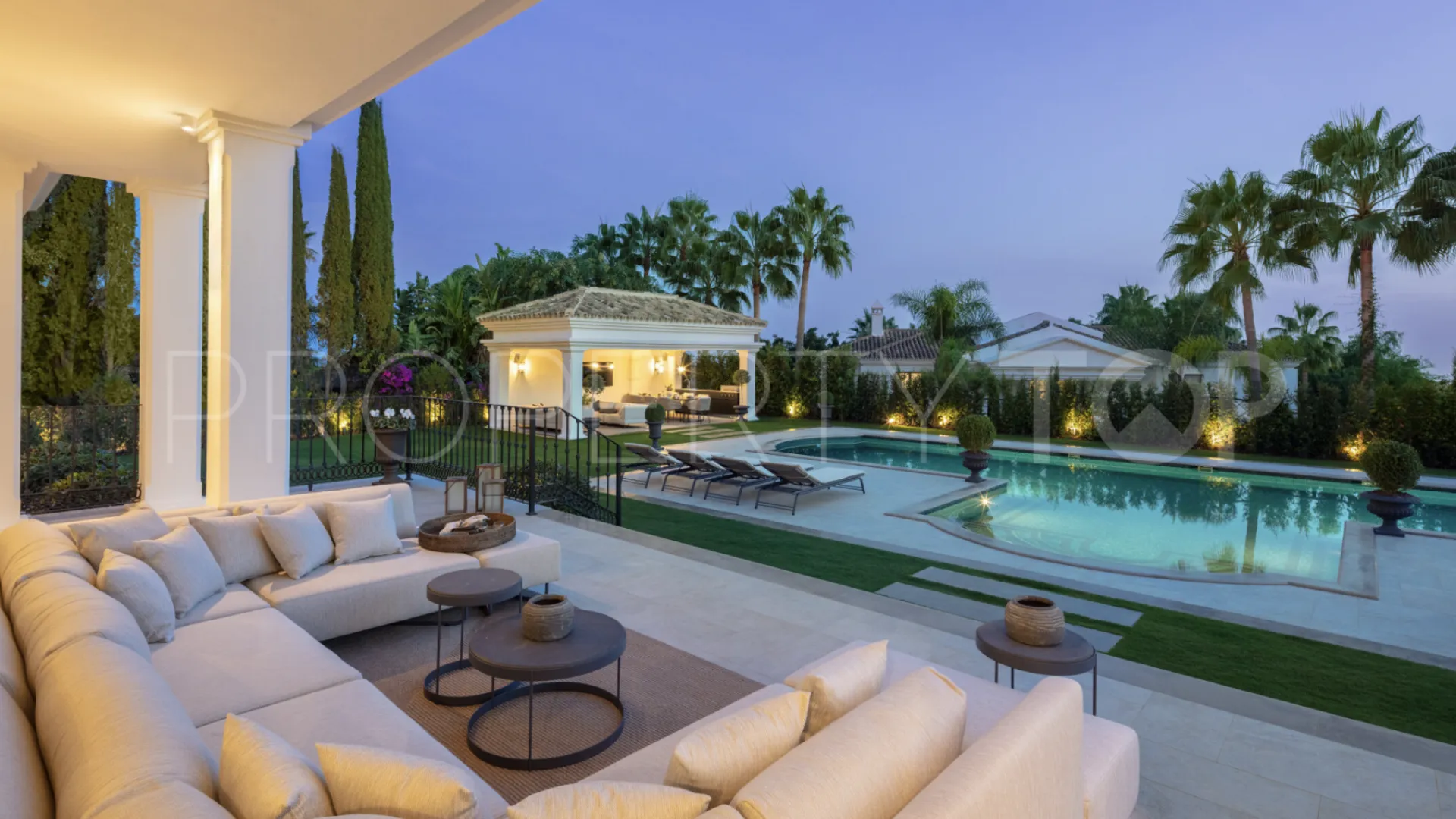Villa en venta en Marbella Golden Mile