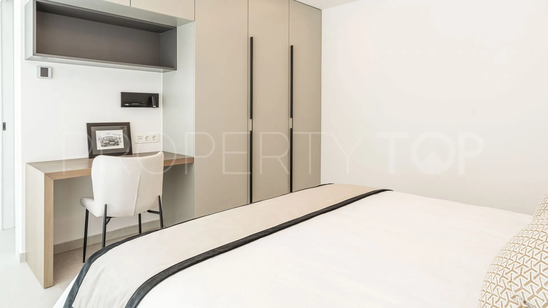 Marbella, villa de 4 dormitorios a la venta
