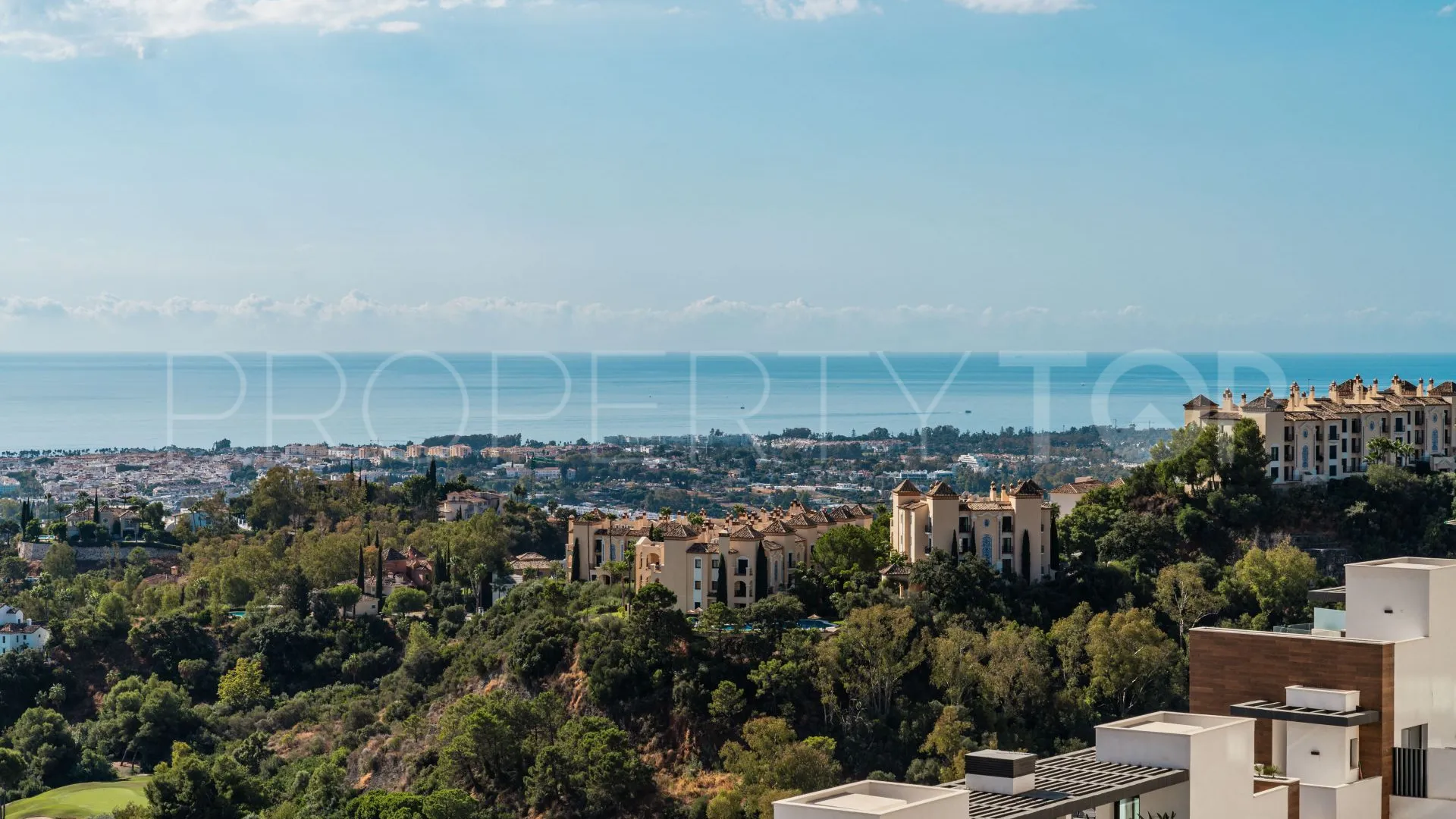 Marbella 3 bedrooms apartment for sale
