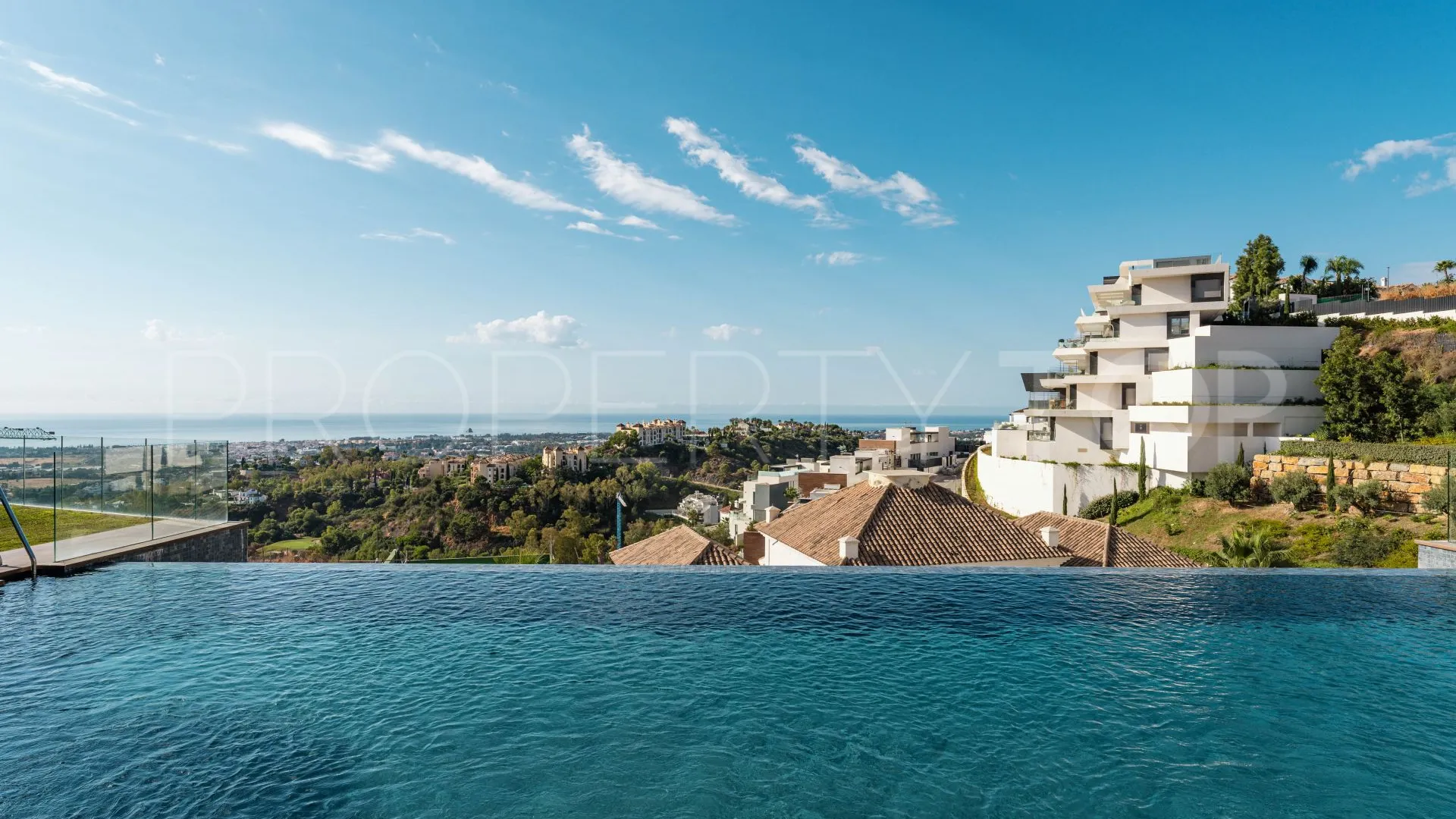 Marbella 3 bedrooms apartment for sale