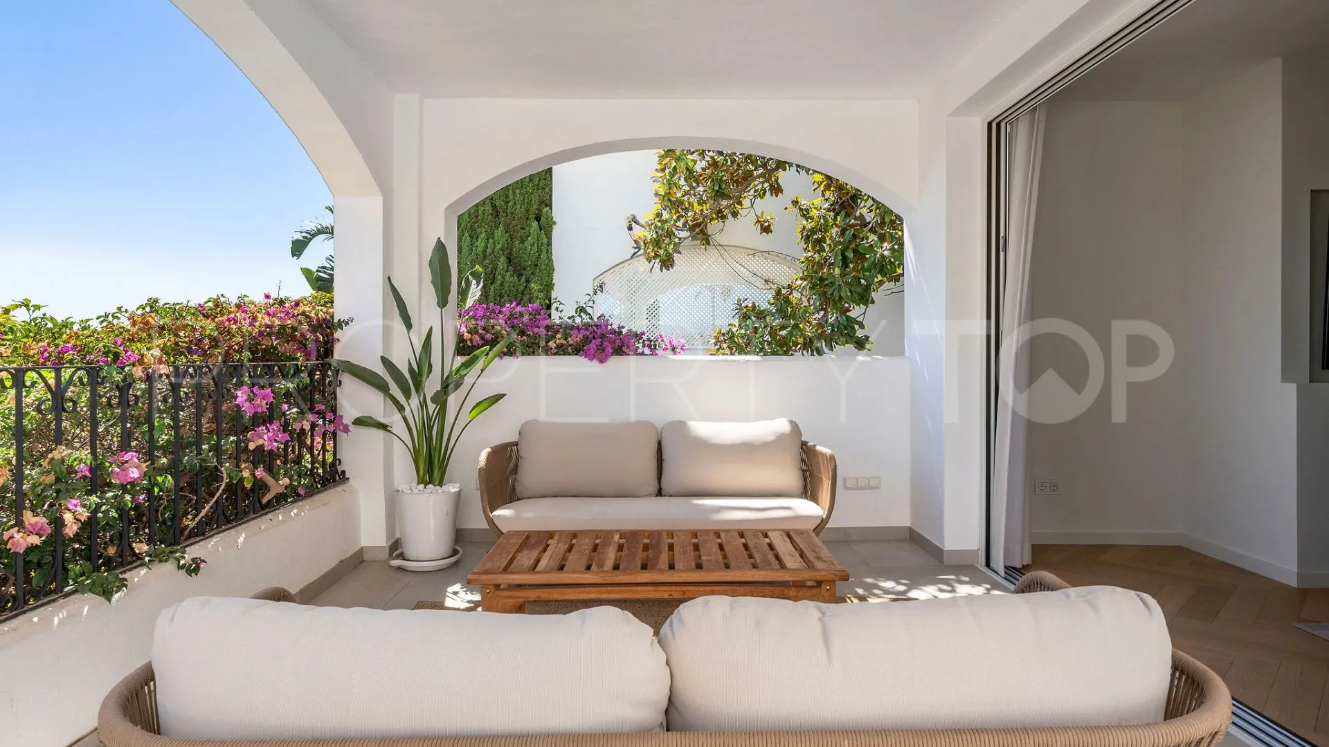 Comprar villa pareada en Marbella