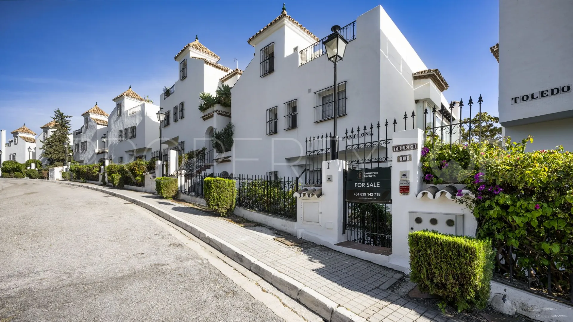 Comprar villa pareada en Marbella
