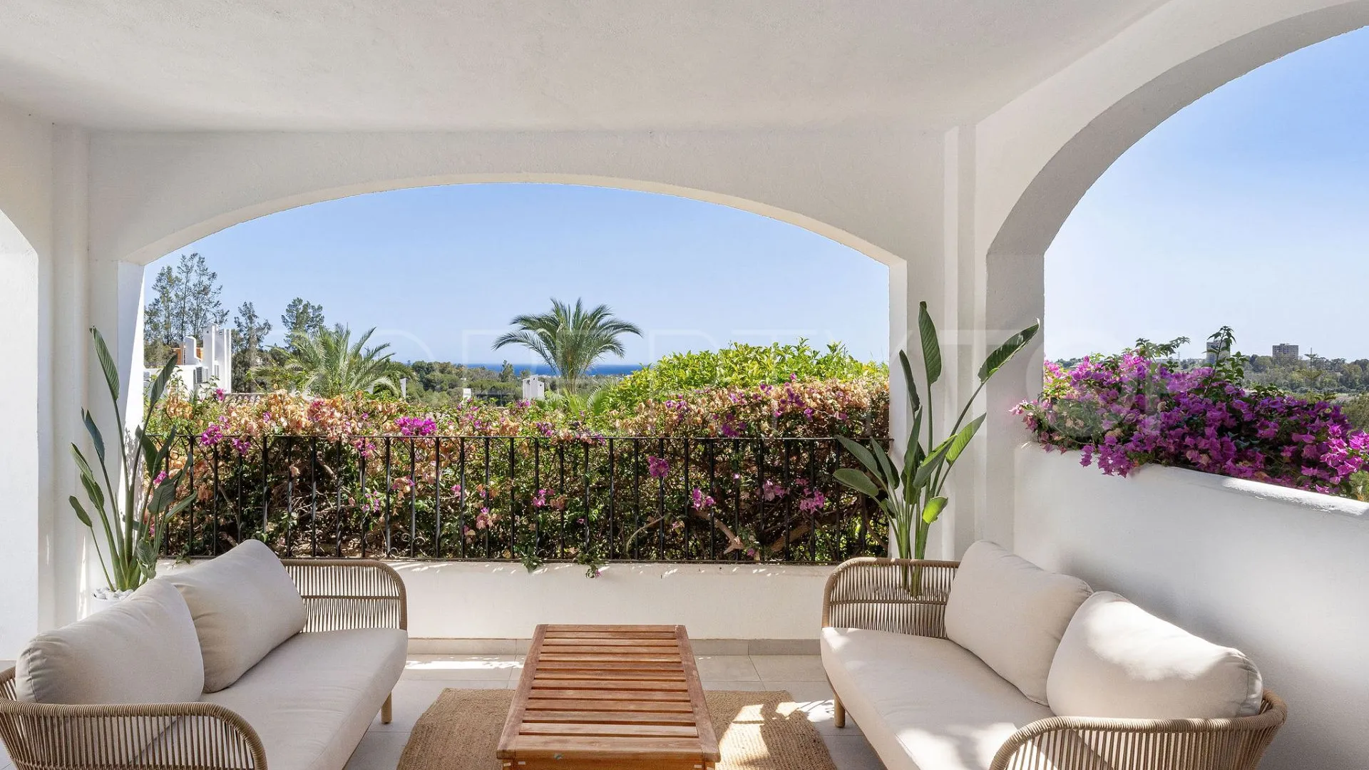 Comprar villa pareada en Marbella