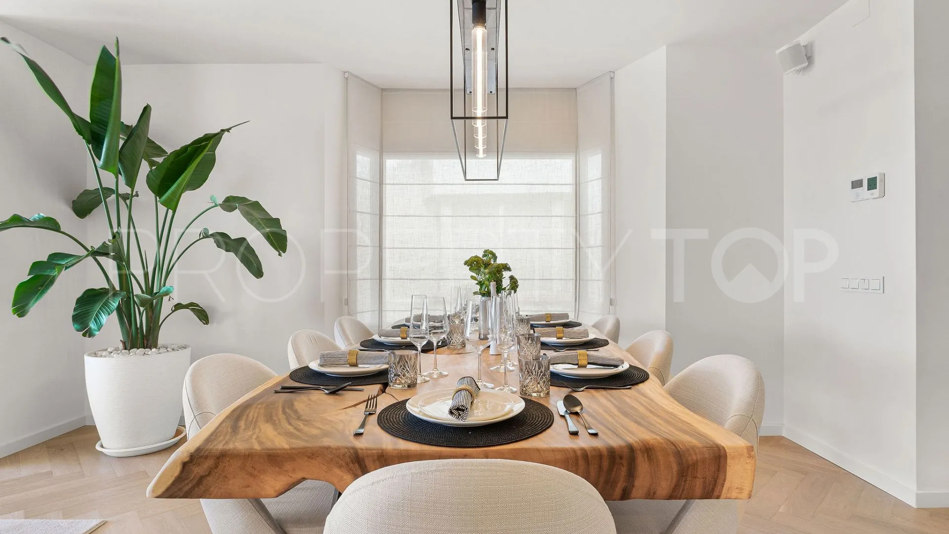 Comprar villa pareada en Marbella