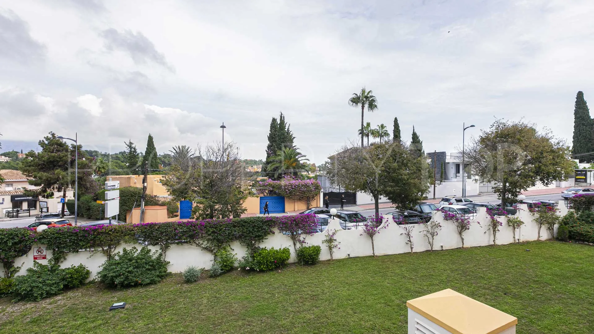 Apartment with 2 bedrooms for sale in Nueva Andalucia