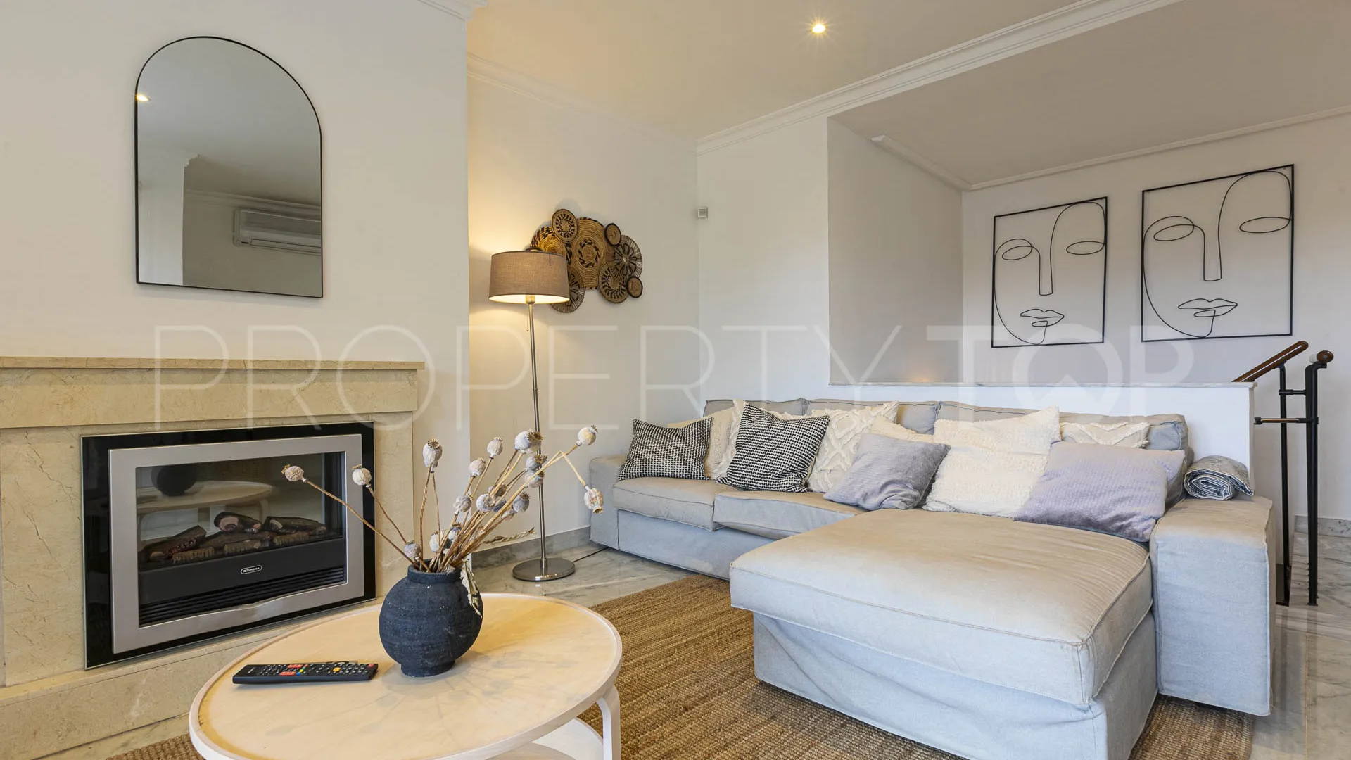 Apartment with 2 bedrooms for sale in Nueva Andalucia