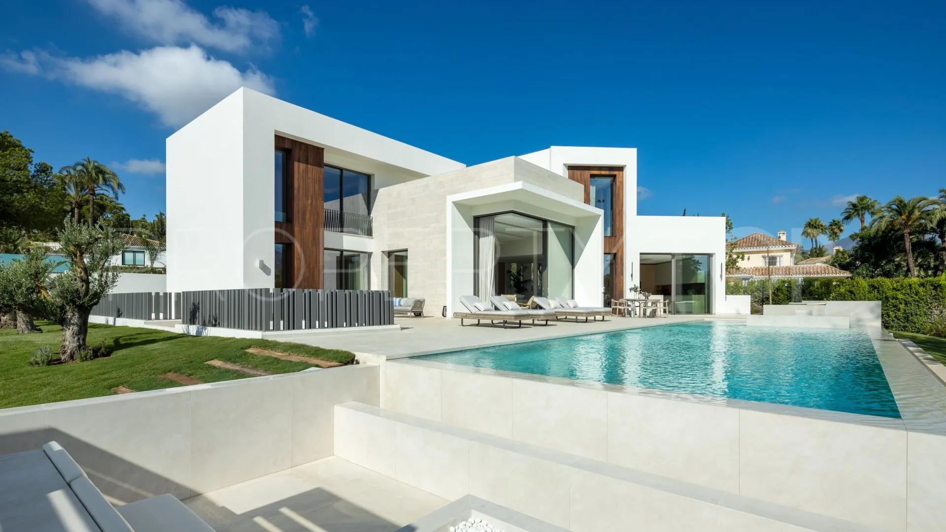 Villa for sale in Marbella