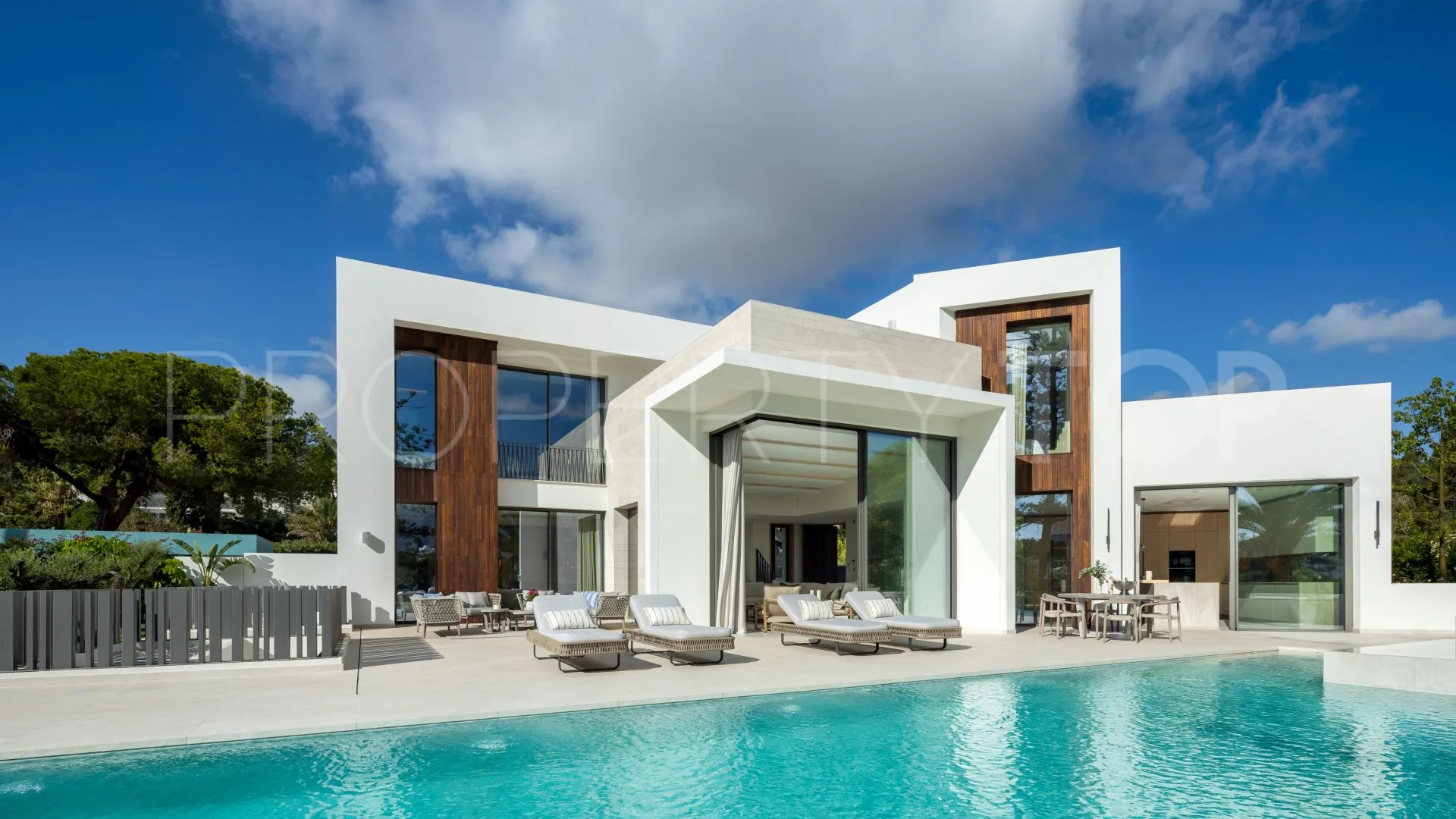 Villa for sale in Marbella