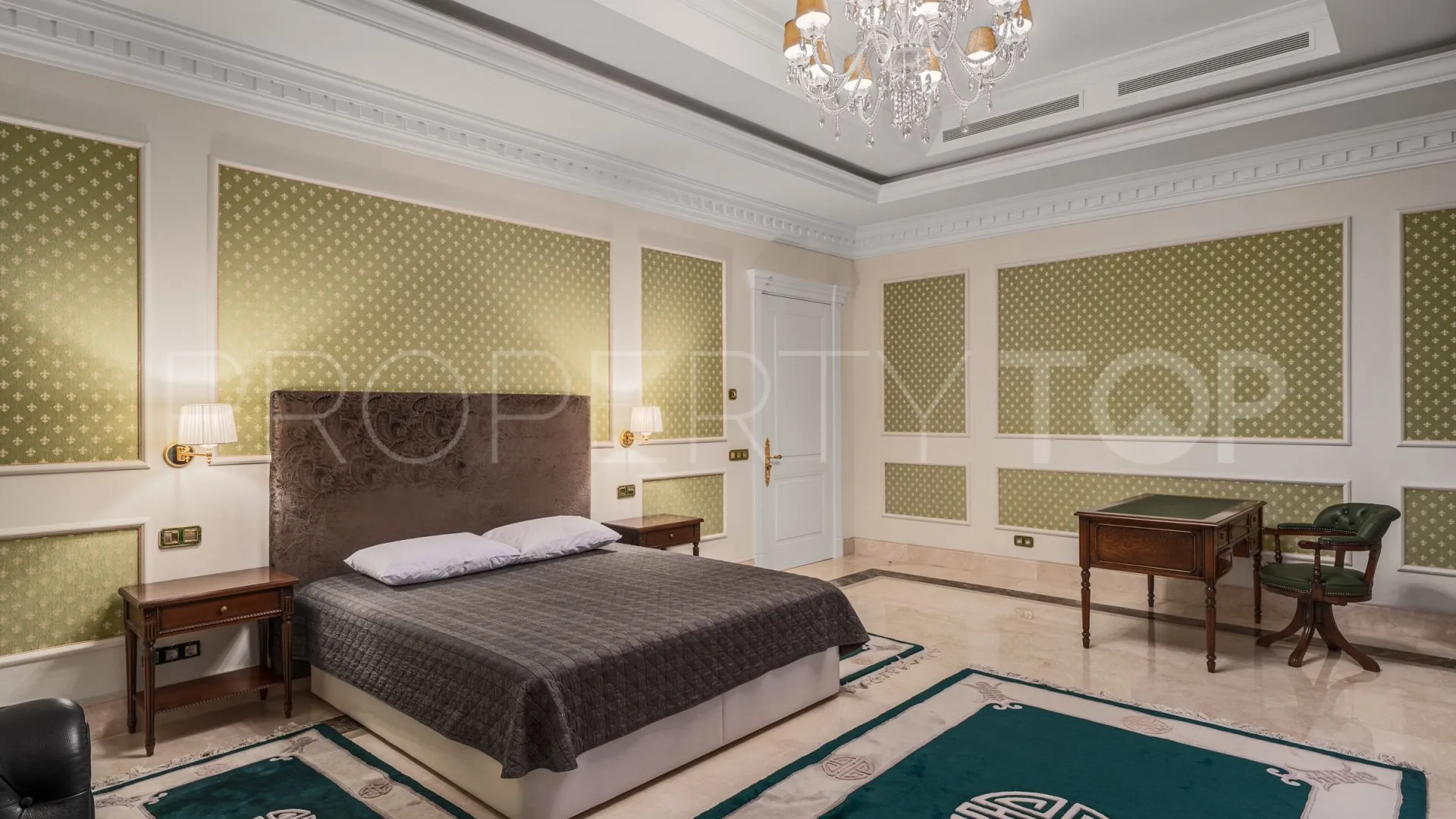 Buy villa in Marbella with 7 bedrooms