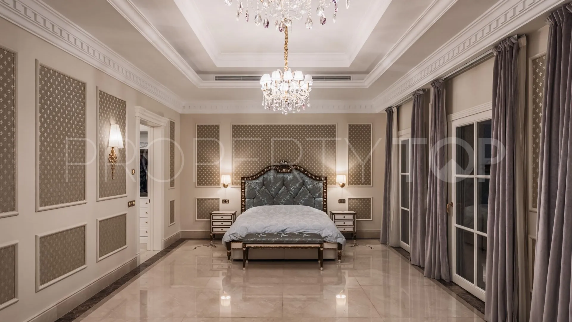 Buy villa in Marbella with 7 bedrooms