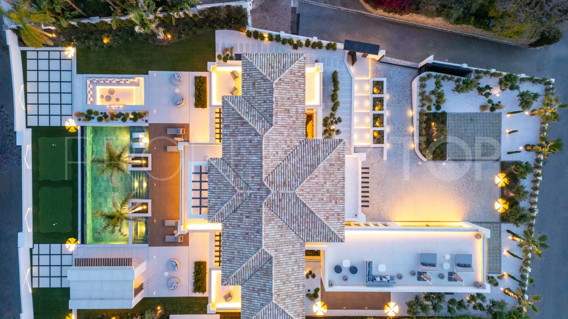 For sale Marbella 7 bedrooms villa