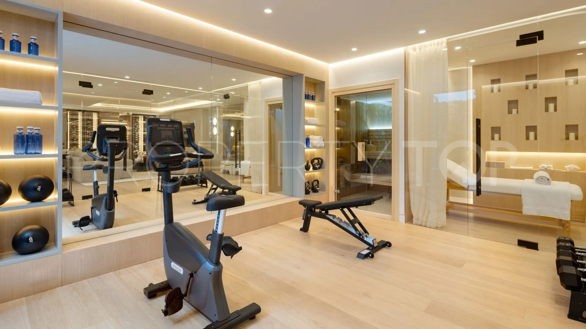 For sale Marbella 7 bedrooms villa