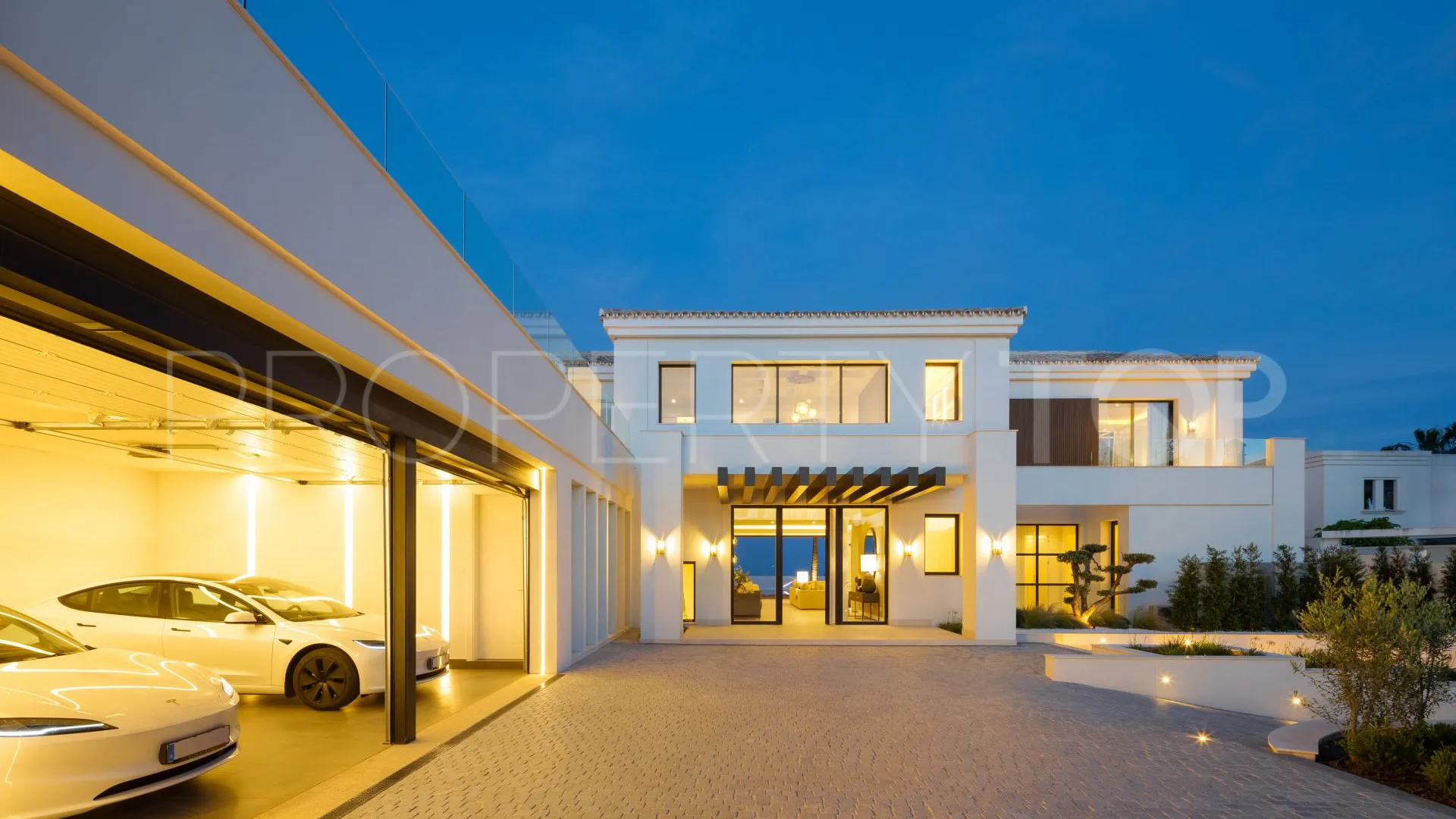 For sale Marbella 7 bedrooms villa