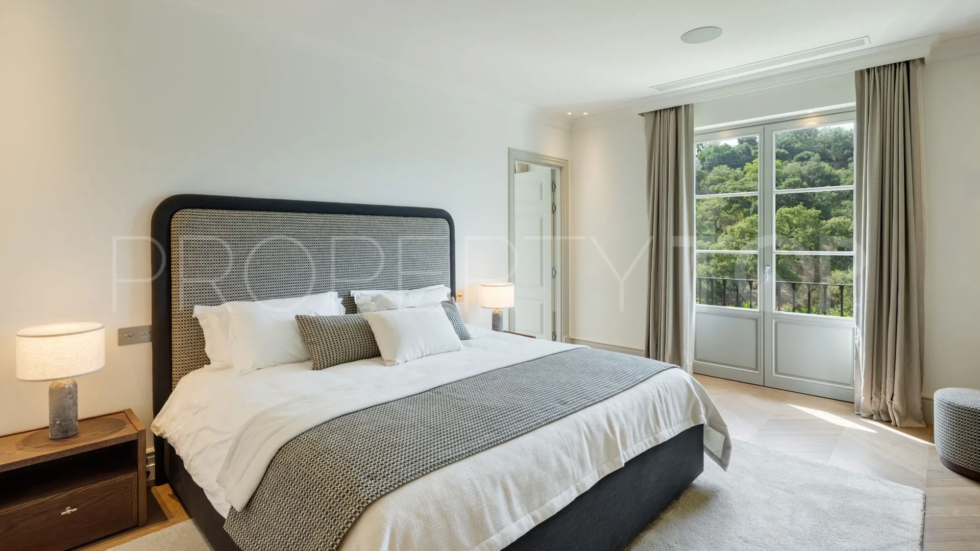 Villa for sale in Marbella