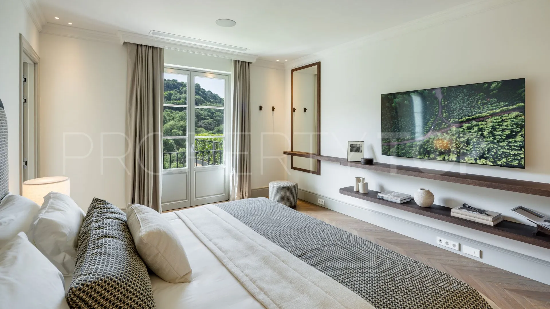 Villa for sale in Marbella
