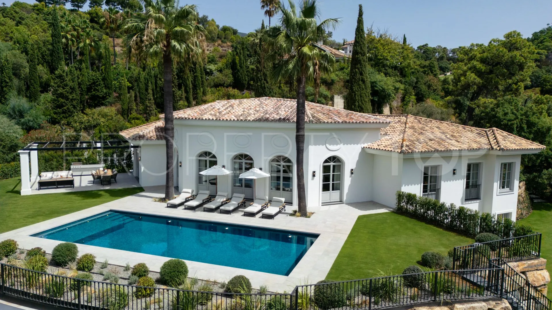 Villa for sale in Marbella